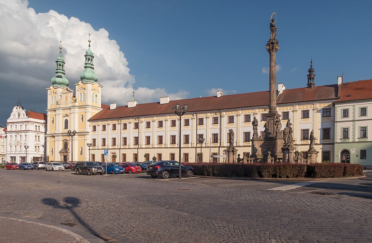 Velké náměstí a Adalbertinum